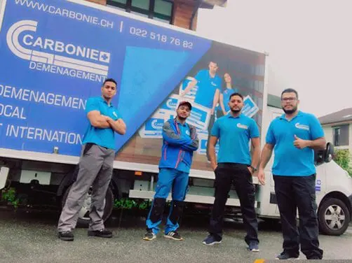 Équipe de déménageurs professionnels à Rolle